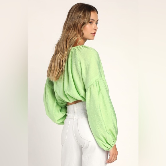NWOT💚 Lulu's Total Bliss Lime Green Balloon Sleeve Crop Top Size XS - Picture 4 of 16